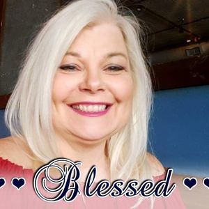 Meet your Posher, Johnnette